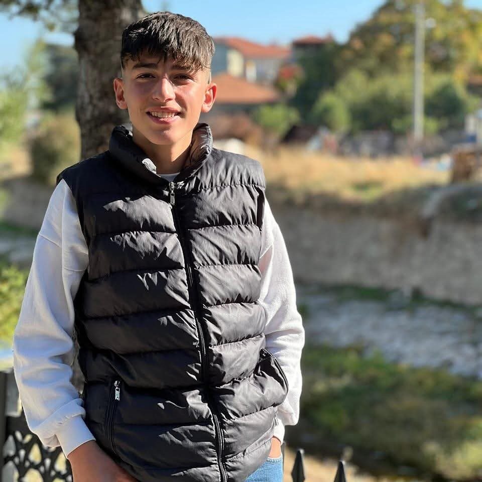 Afyonkarahisar’da dün gece babası tarafından bıçaklanan 16 yaşındaki çocuk, kaldırıldığı