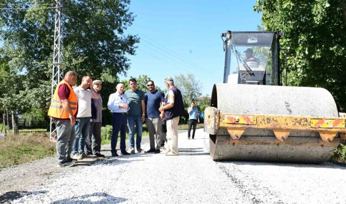 Samsun’un Terme Belediyesi, Bafracalı Mahallesi’nin yüzyıllık asfalt yol hasretini sona