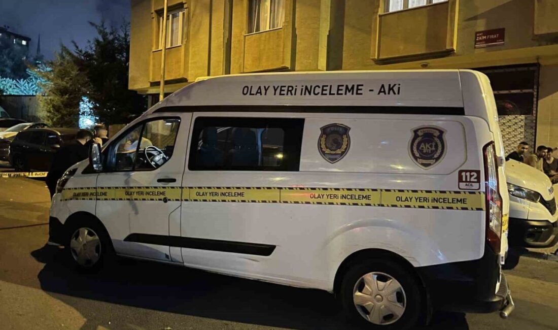 İstanbul Bahçelievler’de zabıta olduğu öğrenilen adam, sokak üzerinde karşılaştığı husumetlisi