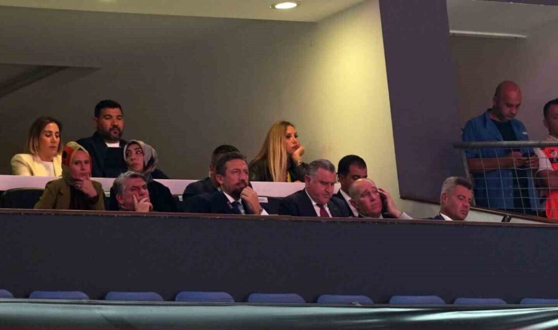 Gençlik ve Spor Bakanı Osman Aşkın Bak, Erkekler Cumhurbaşkanlığı Kupası