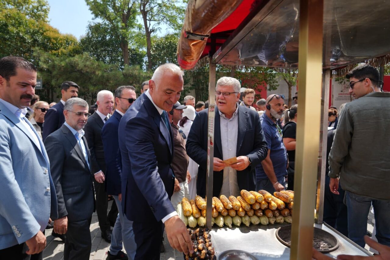 Kültür ve Turizm Bakanı Mehmet Nuri Ersoy, Ayasofya-i Kebir Camii