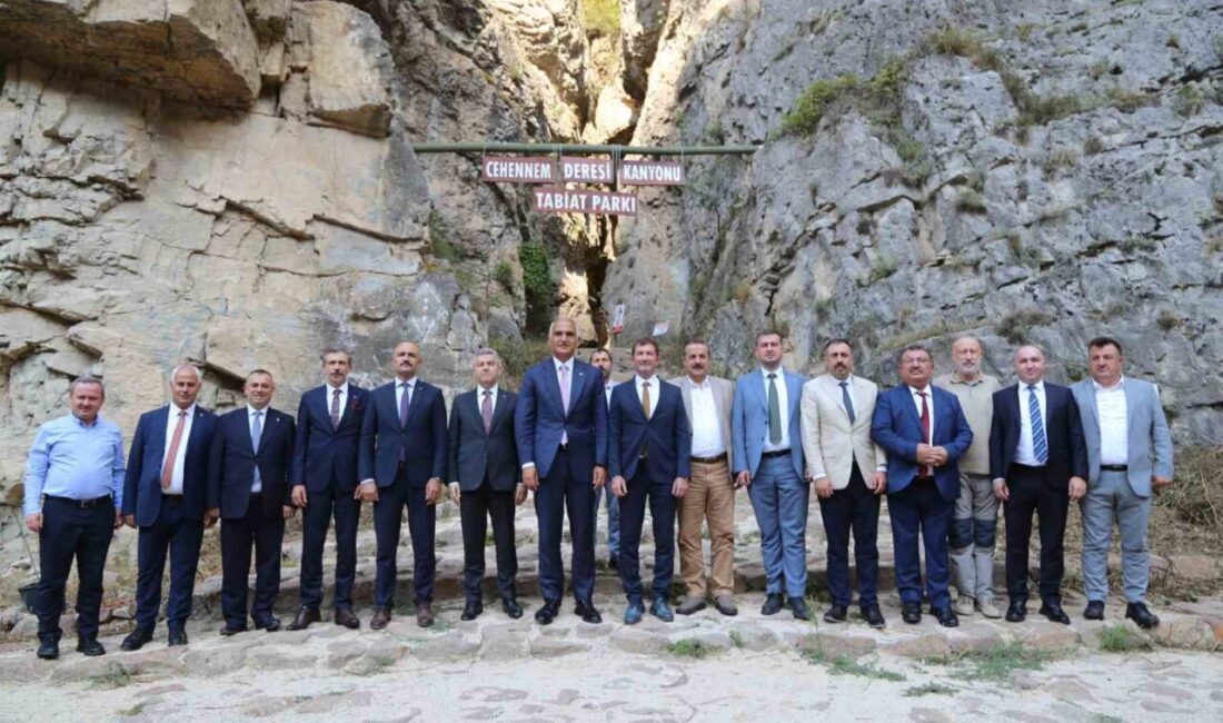 Kültür ve Turizm Bakanı Mehmet Nuri Ersoy, Artvin’in Ardanuç ilçesinde