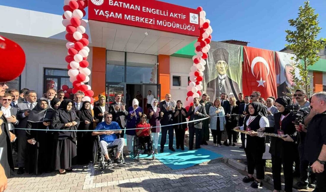 Aile ve Sosyal Hizmetler Bakanı Mahinur Özdemir Göktaş, Batman’ın Çamlıtepe