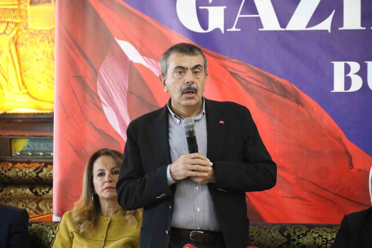 Eskişehir’de Terörsüz Türkiye süreci hakkında konuşan Milli Eğitim Bakanı Yusuf