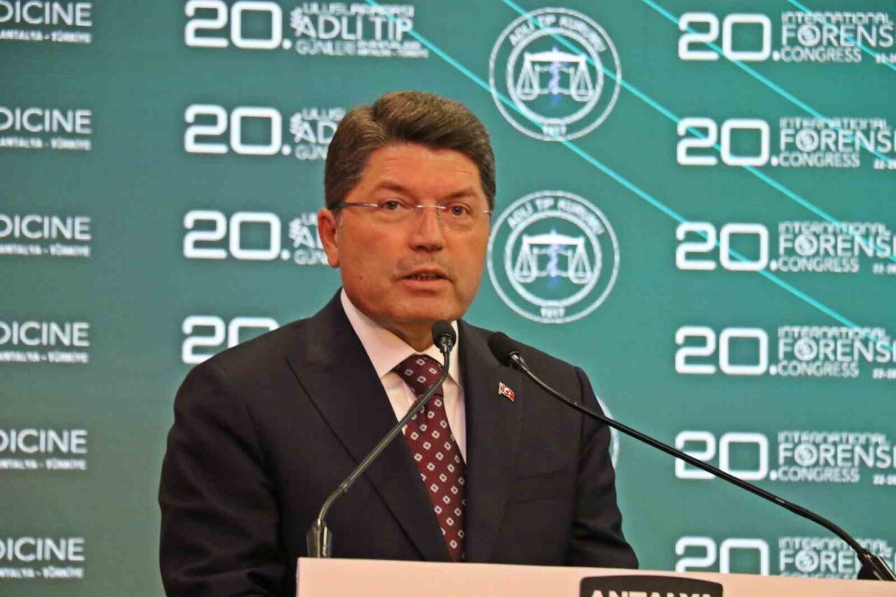 Adalet Bakanı Yılmaz Tunç, “Gazze’deki soykırım uluslararası hukukun etkisizleştirildiğini, uluslararası