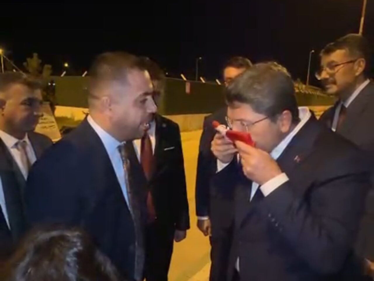 Adalet Bakanı Yılmaz Tunç, Hakkari’deki ziyaret ve açılışlarının ardından Yüksekova’dan