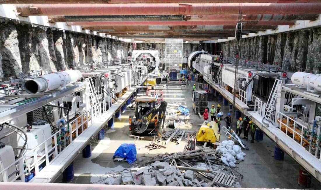 Ulaştırma ve Altyapı Bakanı Abdulkadir Uraloğlu, Kocaeli Büyükşehir Belediyesi ile