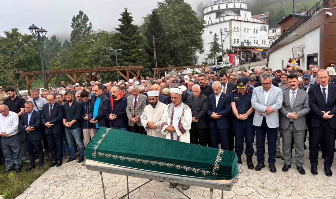 Ulaştırma ve Altyapı Bakanı Abdulkadir Uraloğlu, memleketi Trabzon’da hayatını kaybeden