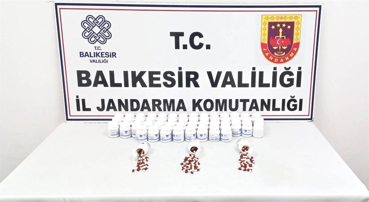 Balıkesir İl Jandarma Komutanlığınca uyuşturucu madde ticaretine yönelik yapılan istihbari