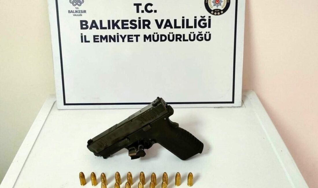 Balıkesir’in Bandırma ilçesinde Kaçakçılık ve Organize Suçlarla Mücadele (KOM) Büro