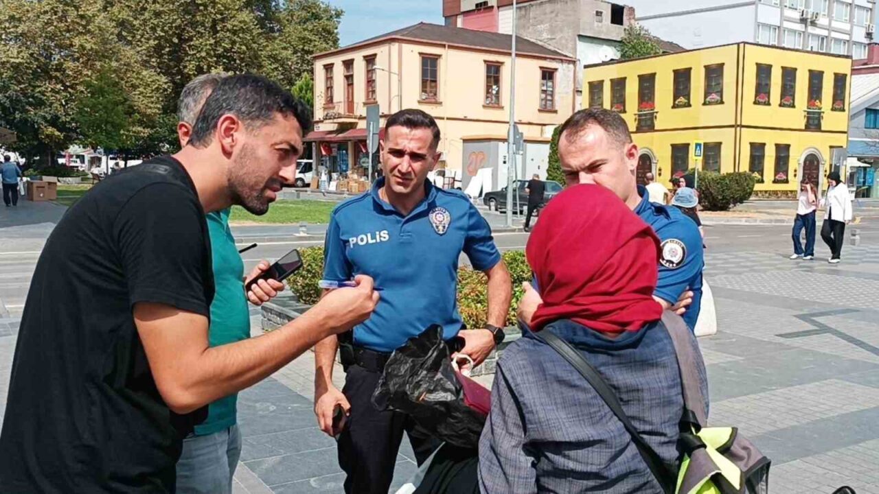 Samsun’da bir bankta bırakılan çanta, polisi alarma geçirdi. Çantanın sahibi