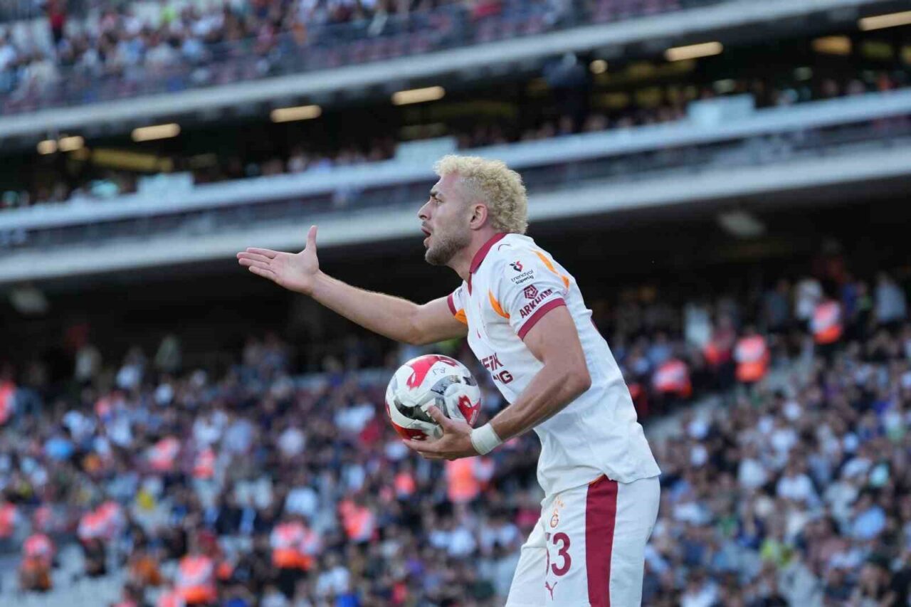 Galatasaraylı futbolcu Barış Alper Yılmaz, Eyüpspor karşısında 57. dakikada oyuna