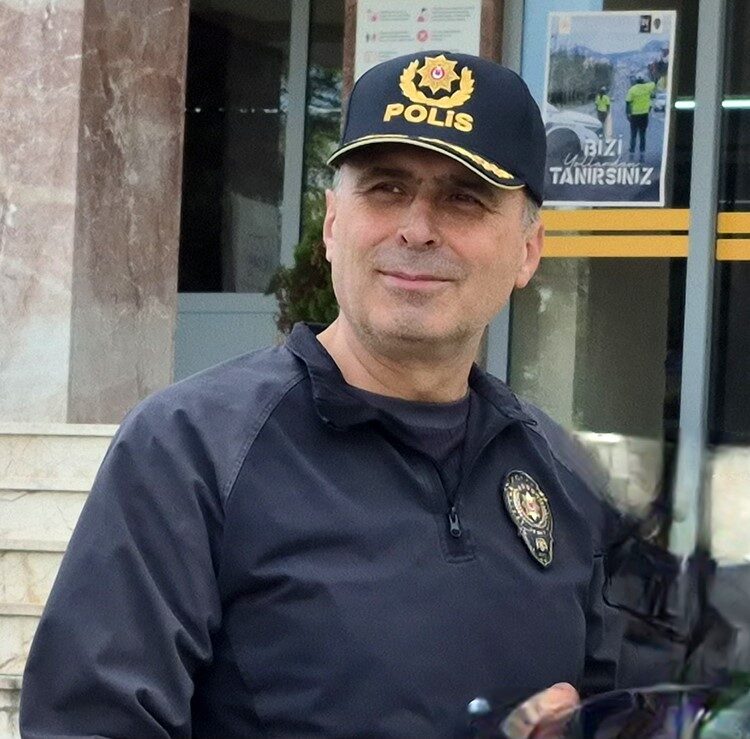 Cumhurbaşkanlığı kararnamesi ile Bartın Emniyet Müdürü Ünsal Hayal, Polis Harekat