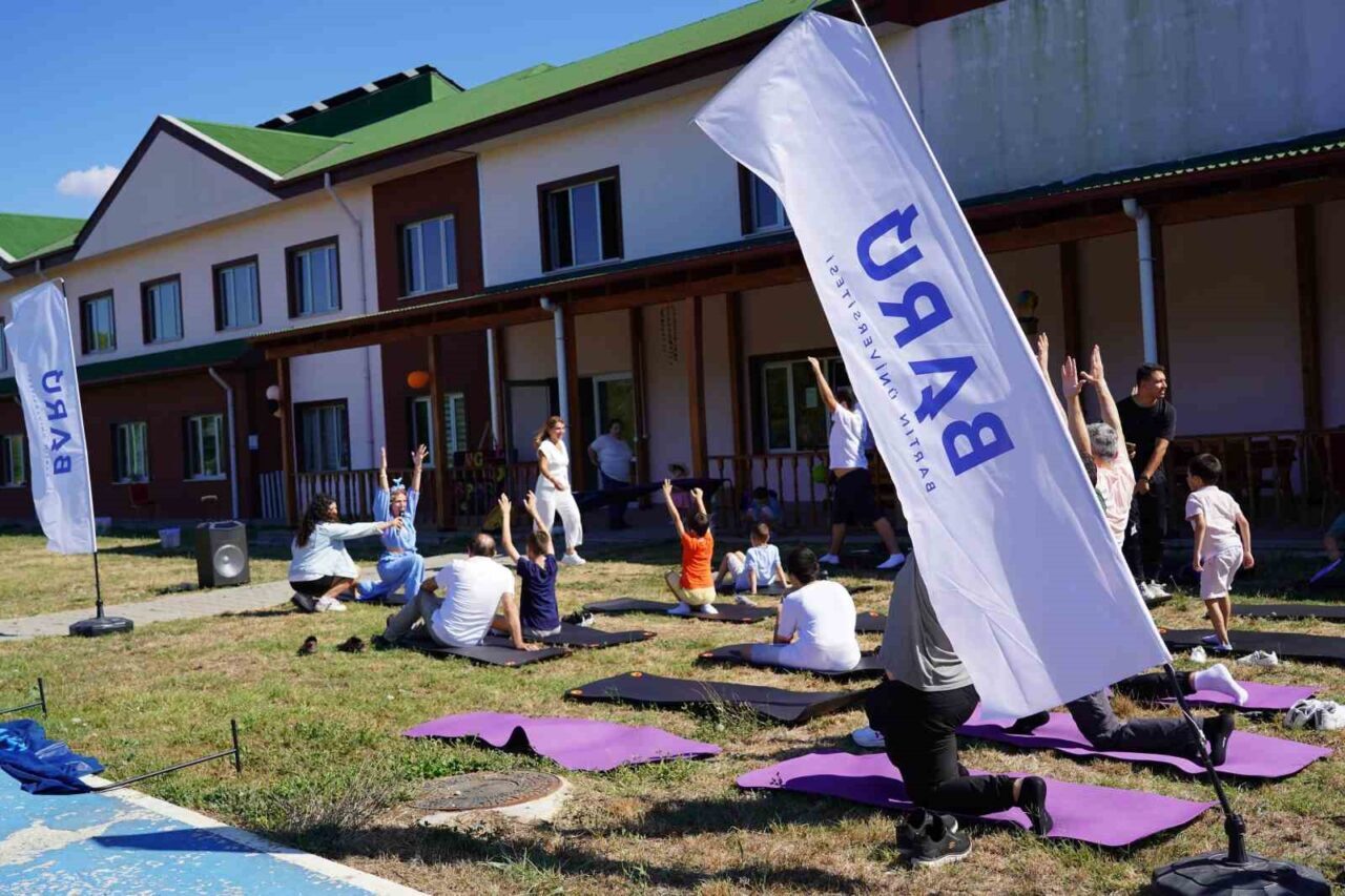 Bartın Üniversitesi (BARÜ) “Aile Yılı” kapsamında düzenlediği “Engelsiz Nefes: Aile