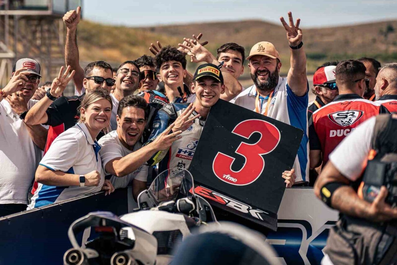 Başiskeleli milli sporcu Kadir Erbay, İspanya Superbike Şampiyonası’nda üçüncü olarak
