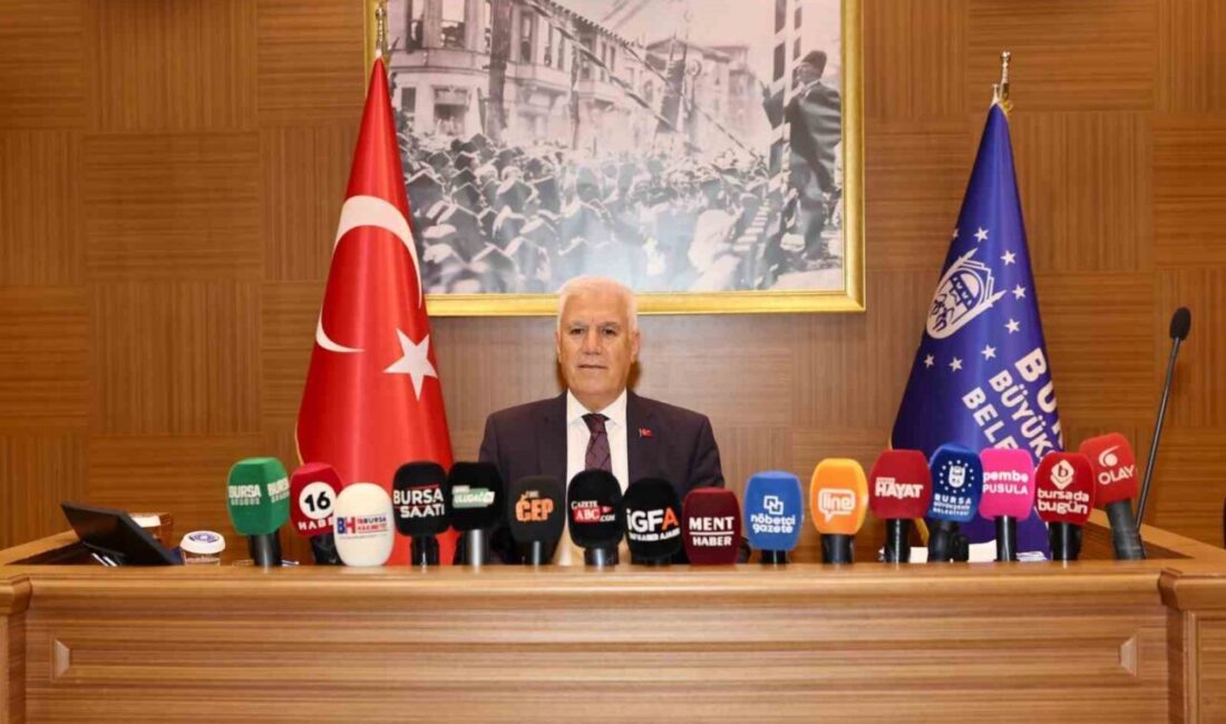 Bursa Büyükşehir Belediye Başkanı Mustafa Bozbey, Bursa’nın 103 yıl önce