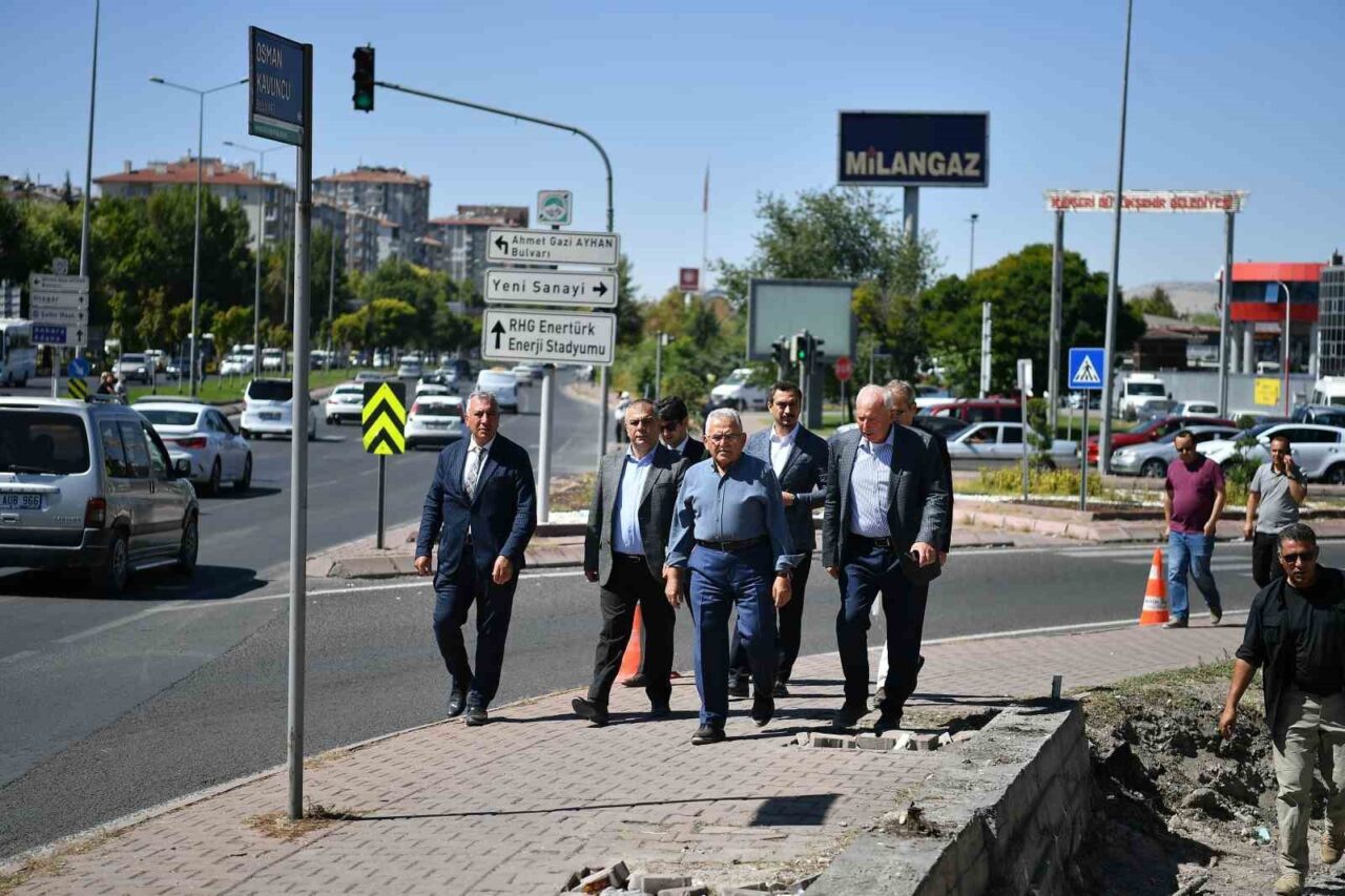 Kayseri Büyükşehir Belediye Başkanı Dr. Memduh Büyükkılıç, Osman Kavuncu Bulvarı