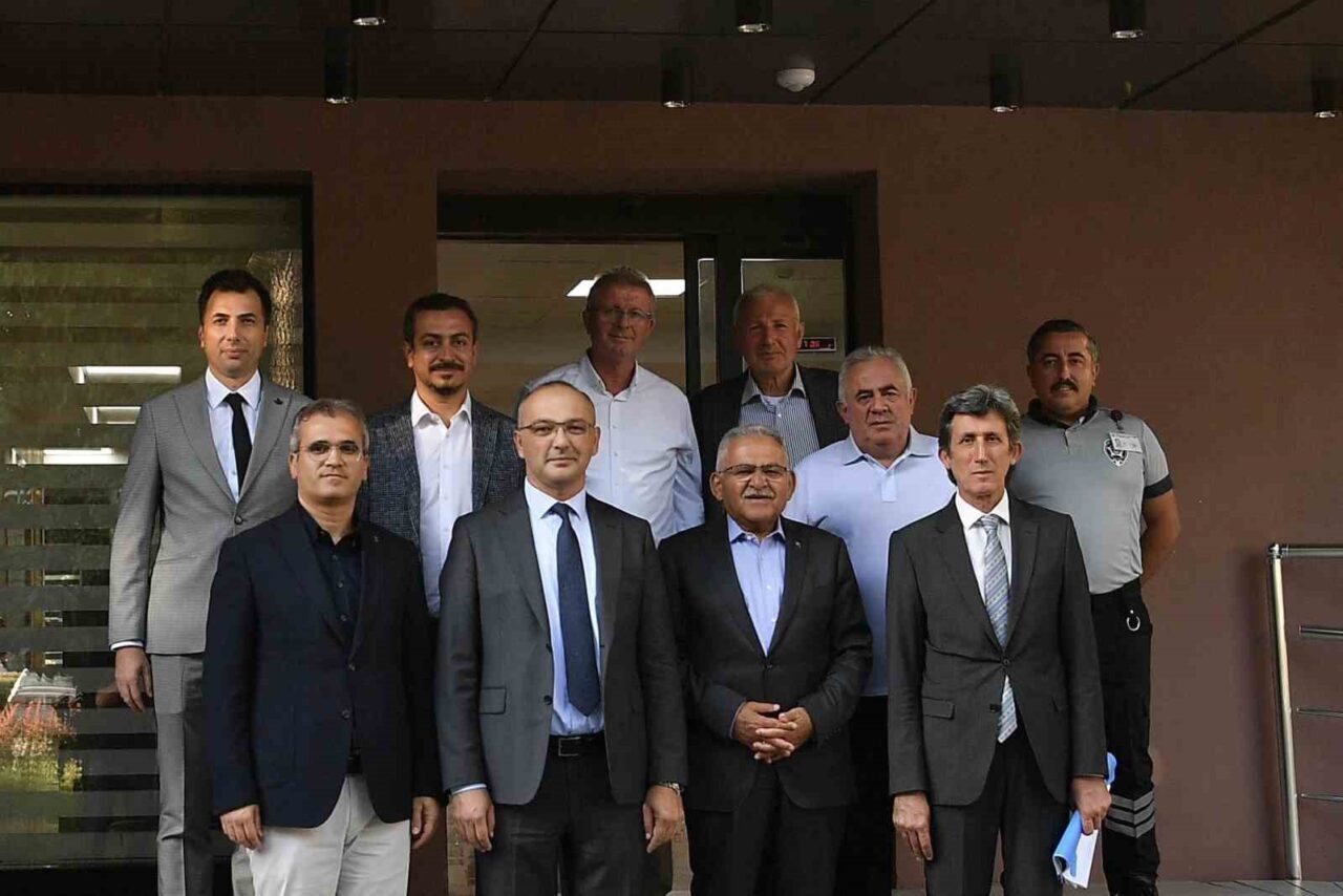 Kayseri Büyükşehir Belediye Başkanı Dr. Memduh Büyükkılıç, Karayolları 6. Bölge