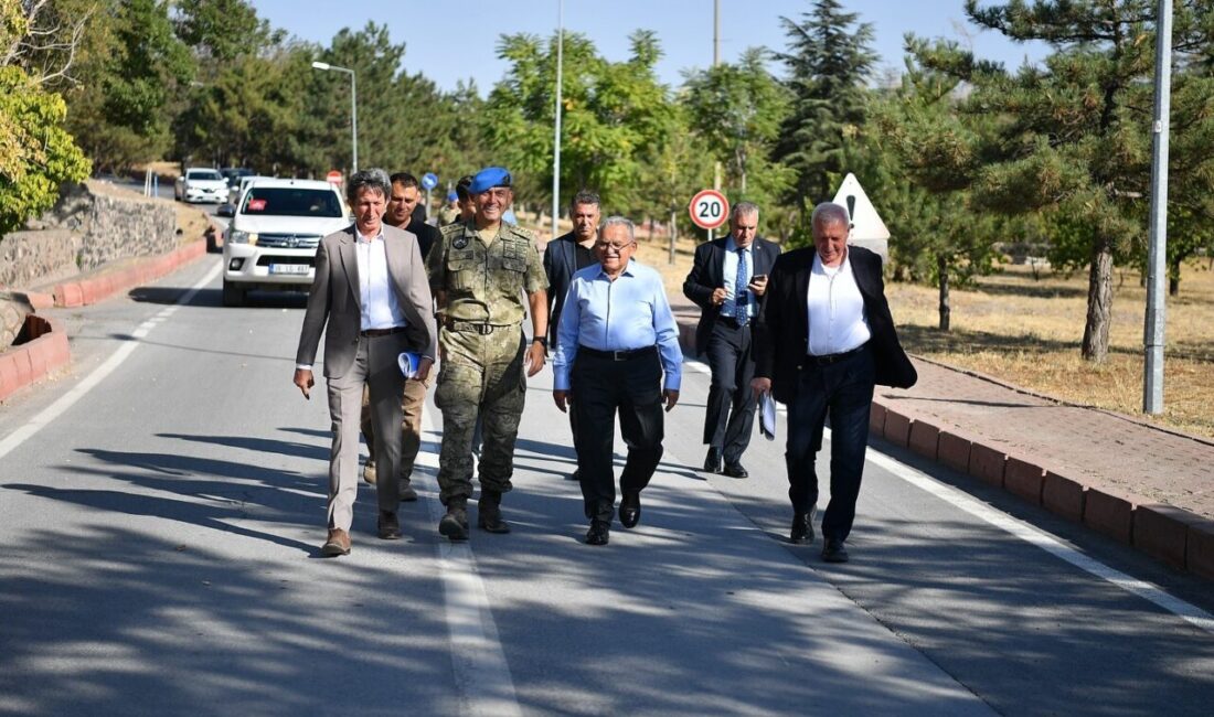 Kayseri Büyükşehir Belediye Başkanı Dr. Memduh Büyükkılıç, Kartal Katlı Kavşağı