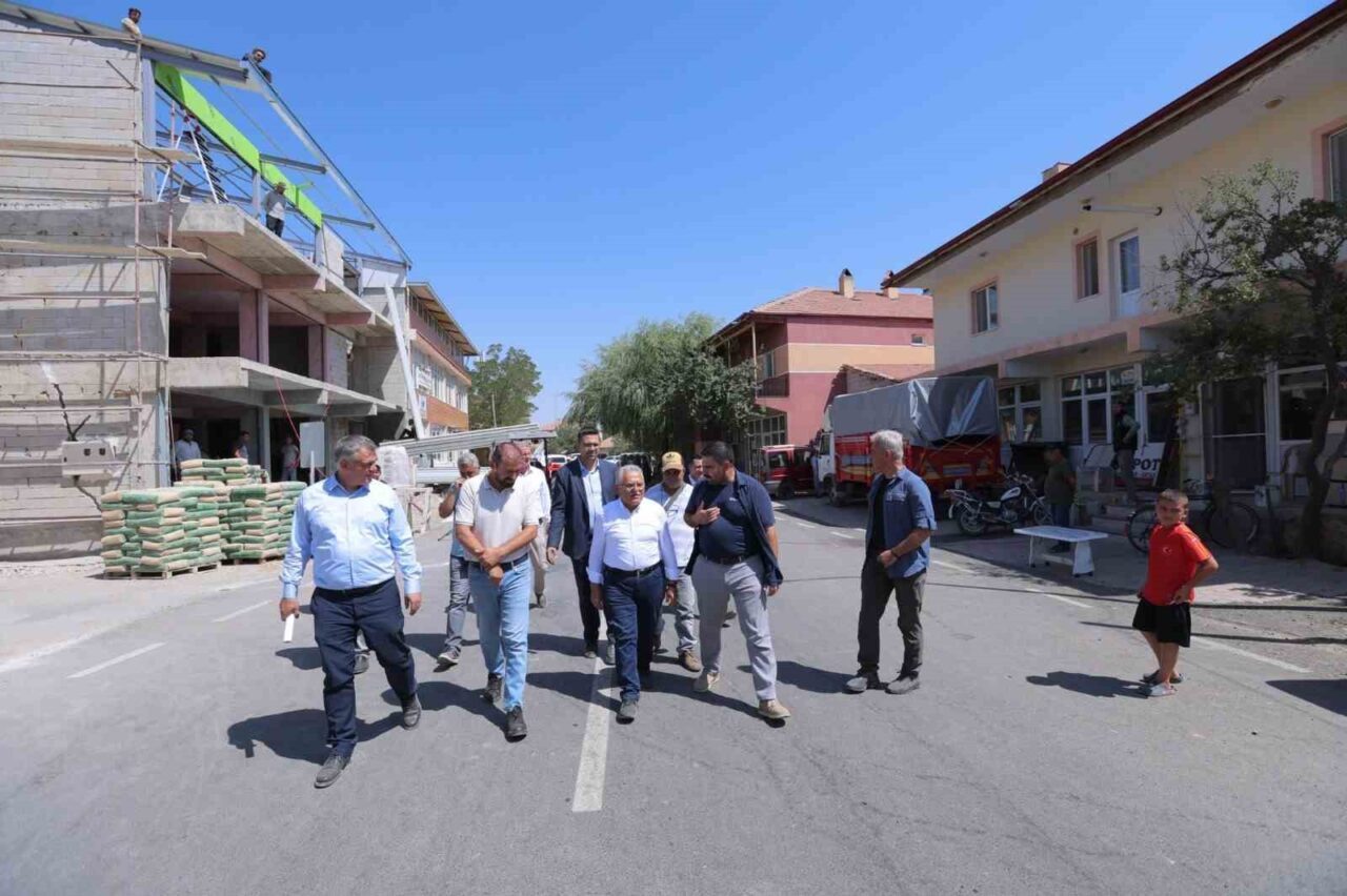 Kayseri Büyükşehir Belediye Başkanı Dr. Memduh Büyükkılıç, Kayseri’nin şirin ilçelerinden