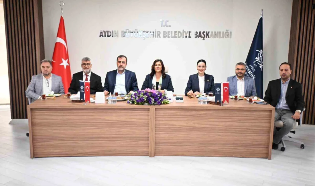 Aydın Büyükşehir Belediye Başkanı Özlem Çerçioğlu, Koçarlı ilçesinde görevlerini sürdüren
