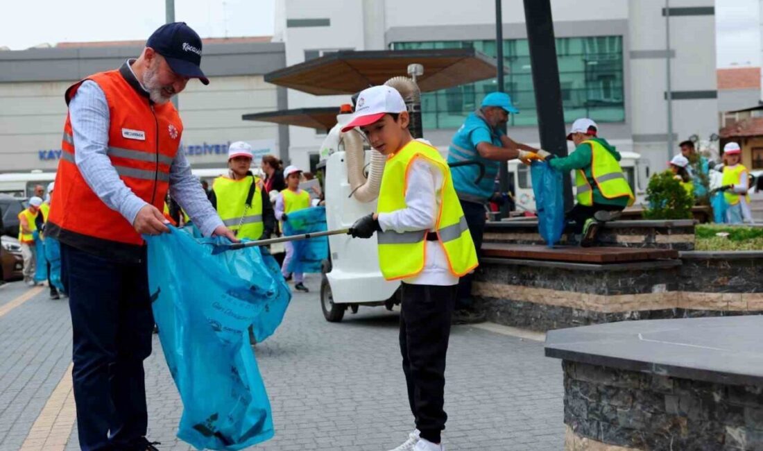 Kocasinan Belediyesi, Dünya Temizlik Günü dolayısıyla öğrencilerle birlikte çevre temizliği