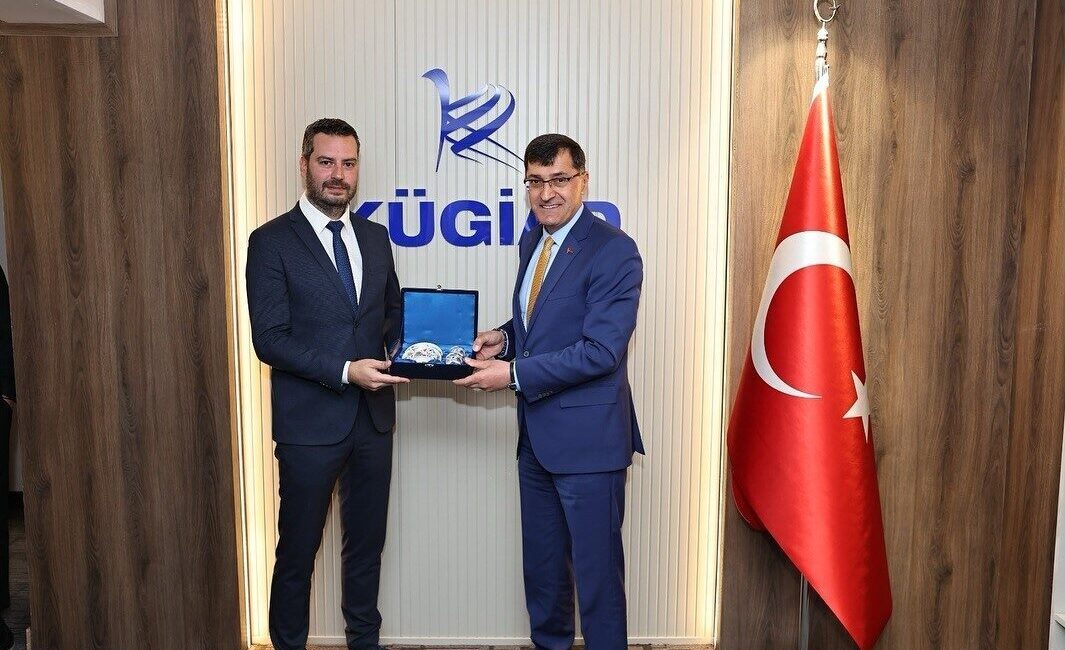 Kütahya Belediye Başkanı Eyüp Kahveci, şehrin ekonomik ve sosyal kalkınmasına