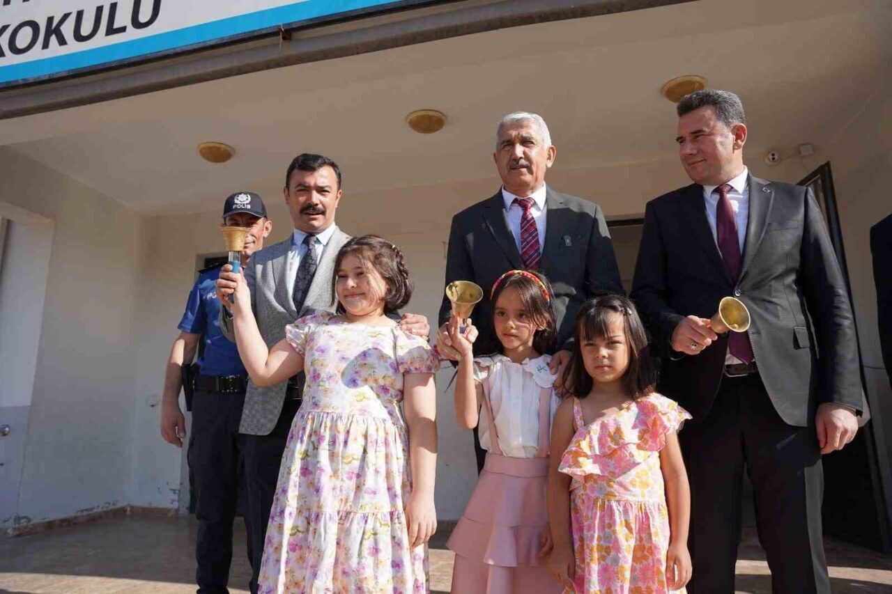 Adıyaman’ın Kahta ilçe Belediye Başkanı Mehmet Can Hallaç, 2025-2026 Eğitim