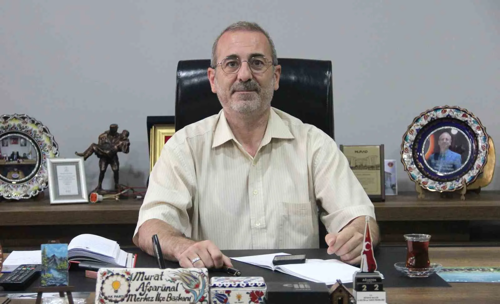 AK Parti Kütahya Merkez İlçe Başkanı Murat Afşarünal, Zafer Meydanı’nda