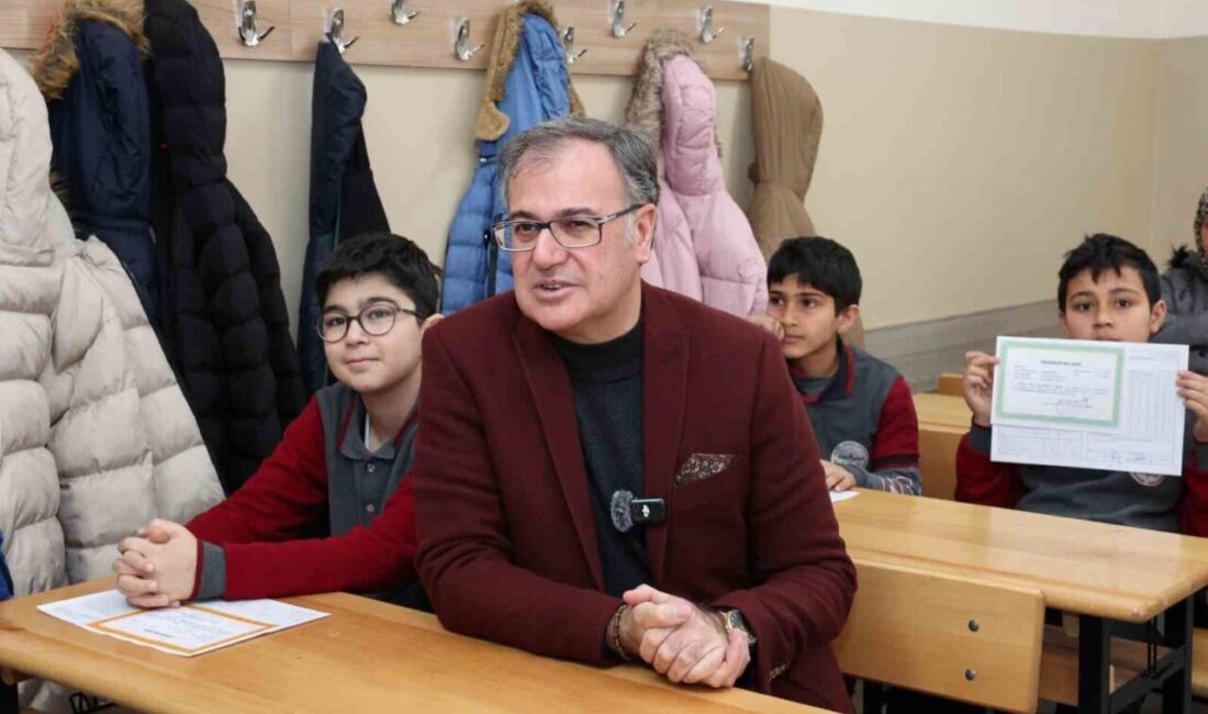 Hacılar Belediye Başkanı Bilal Özdoğan, 2025-2026 eğitim-öğretim yılının başlaması dolayısıyla