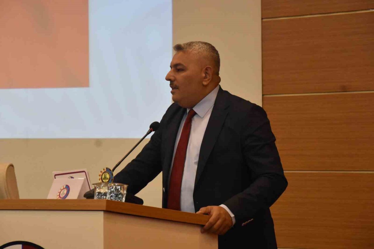 Cumhurbaşkanı Erdoğan’ın Malatya ziyaretinin yapılmış çalışmalardan ziyade, acil ihtiyaçların ve