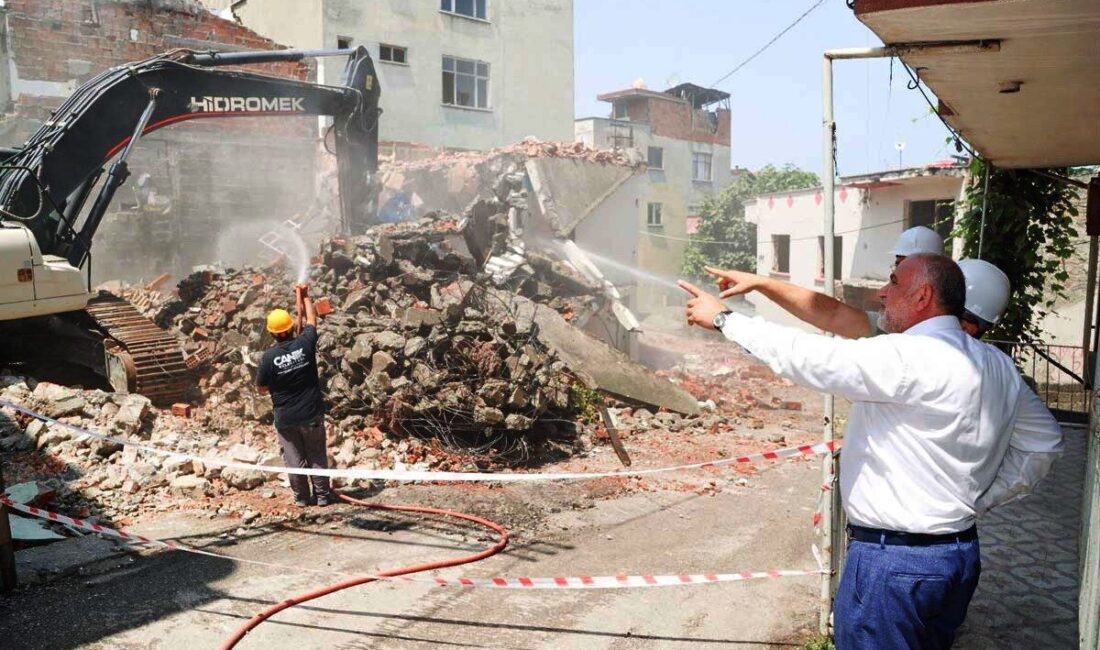 Samsun’un Canik Belediye Başkanı İbrahim Sandıkçı, ilçede kentsel dönüşüm çalışmalarını