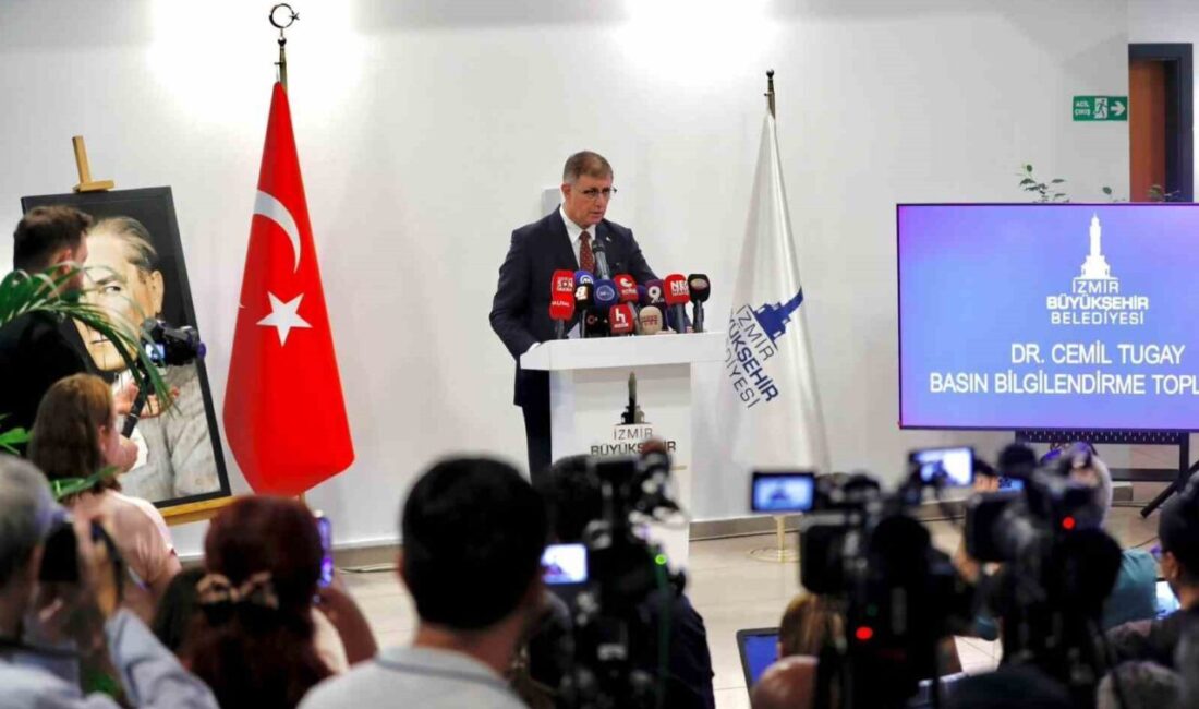 İzmir Büyükşehir Belediye Başkanı Cemil Tugay, “İzmir’de çöp depolama alanları