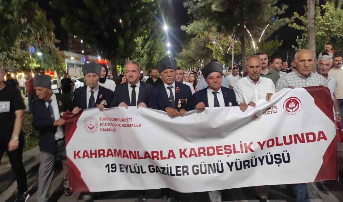 Batman’da 19 Eylül Gaziler Günü dolayısıyla kortej yürüyüşü düzenlendi. Yürüyüşe