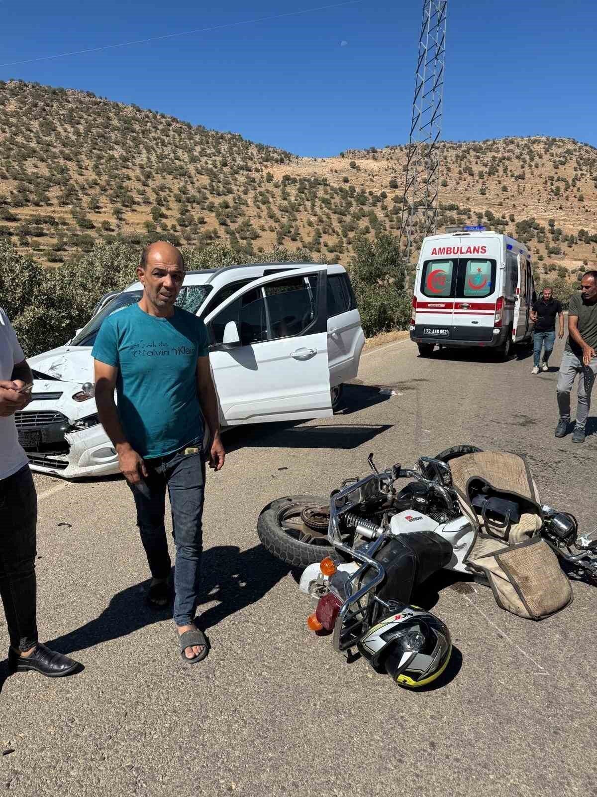 Batman’ın Gercüş ilçesine bağlı Yayladüzü köyü mevkiinde hafif ticari araç