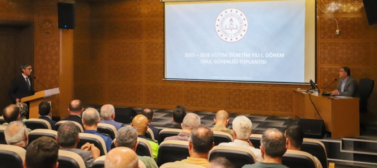 Bayburt Valisi Mustafa Eldivan başkanlığında, 2025-2026 Eğitim Öğretim Yılı Değerlendirme