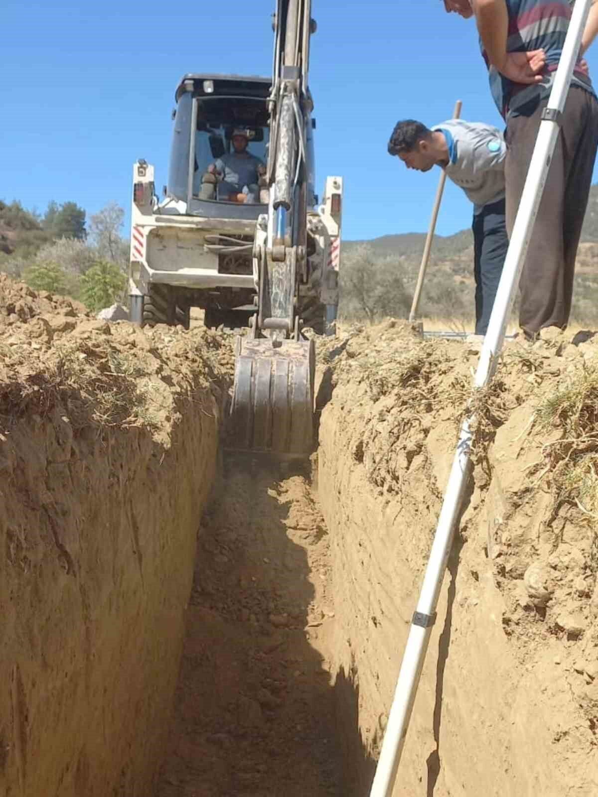 Bilecik’in Bayırköy Beldesi İnişdibi mevkiinde, parselasyon çalışmalarının tamamlanmasının ardından başlatılan