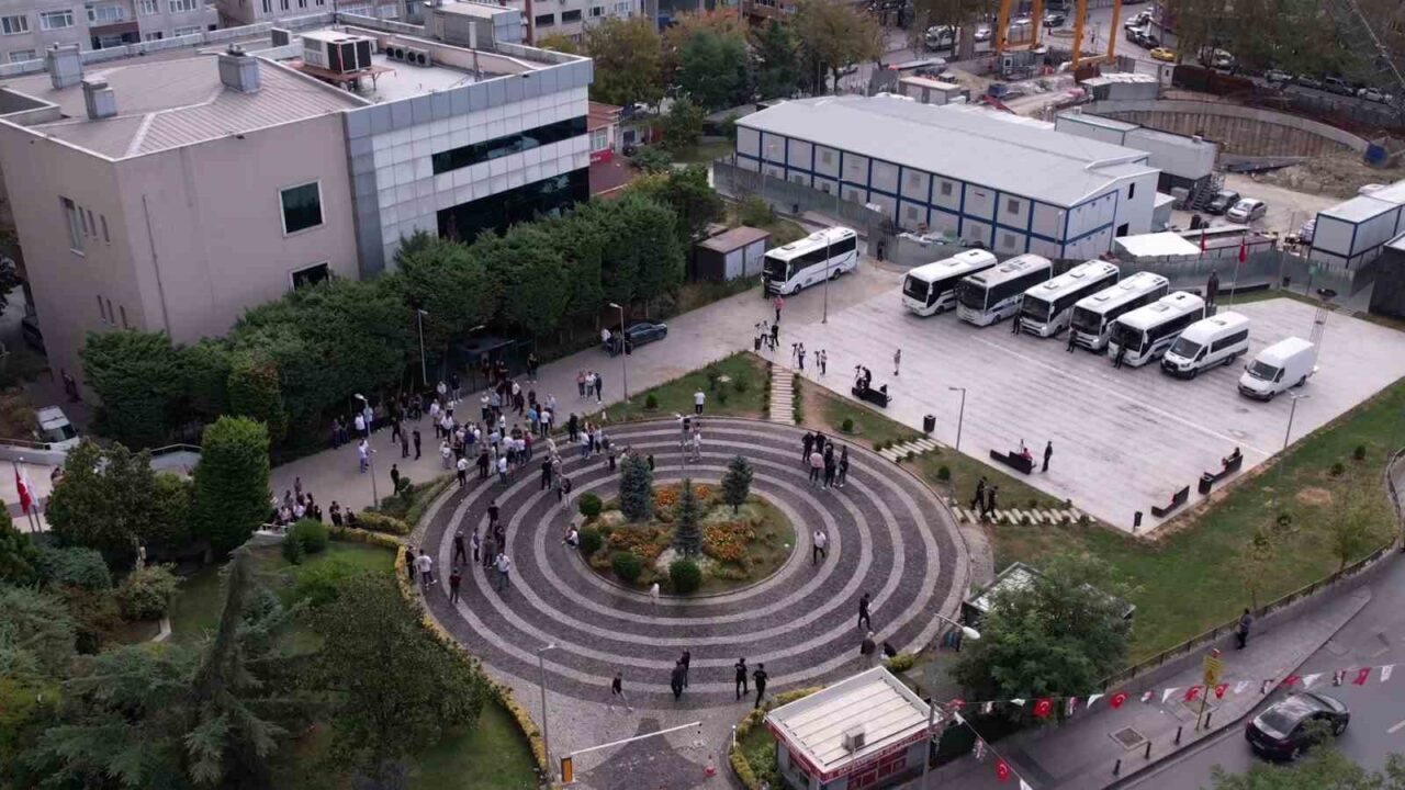 Bayrampaşa Belediyesi’ne yönelik açılan yolsuzluk soruşturması kapsamında verilen 48 gözaltı