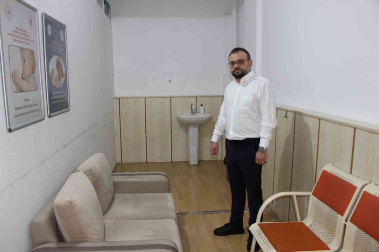 Amasya’da semt polikliniğinde bebek emzirme odasının şartlarını yetersiz bulup eleştirilerini