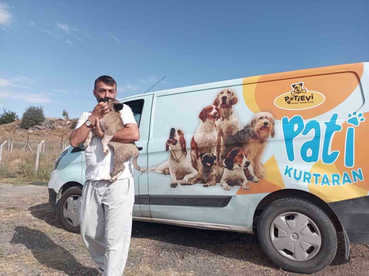 Talas Belediyesi Pati Evi ekipleri, 8 metre derinliğindeki harabe bir