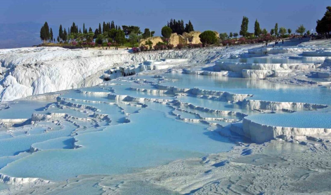 UNESCO Dünya Kültür Mirası Listesinde yer alan Pamukkale’yi var eden