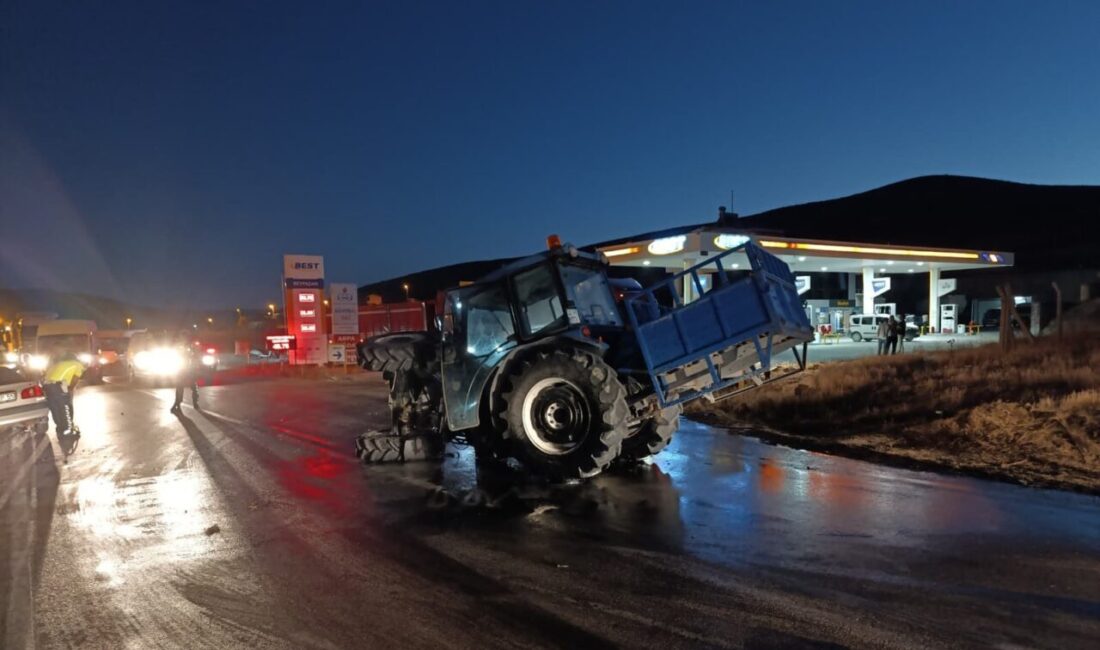 Ankara’nın Beypazarı ilçesinde meydana gelen trafik kazasında 3 kişi yaralandı.