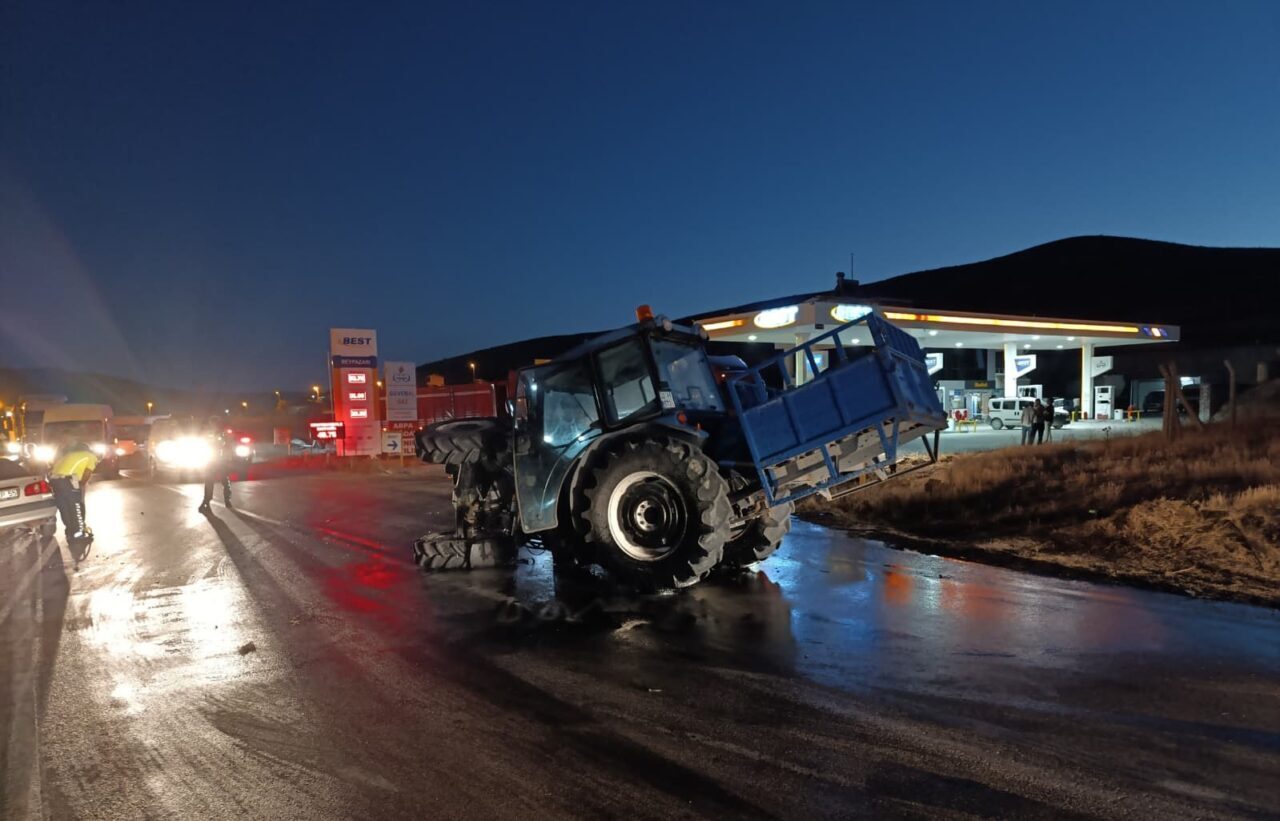 Ankara’nın Beypazarı ilçesinde meydana gelen trafik kazasında 3 kişi yaralandı.