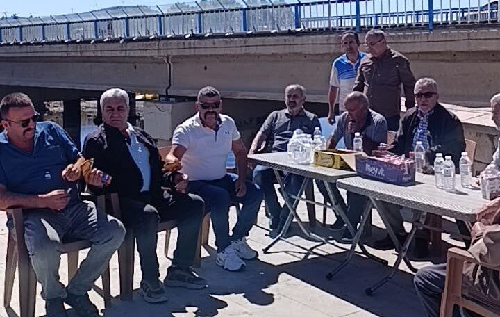 Konya’nın Beyşehir ilçesinde kurumaya yüz tutan Beyşehir Gölü için endişe