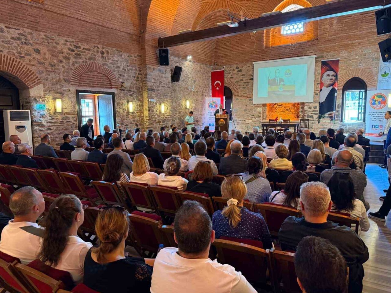 Balkan Türkleri Göçmen ve Mülteci Dernekleri Federasyonu’nun Bursa’da gerçekleştirilen olağan