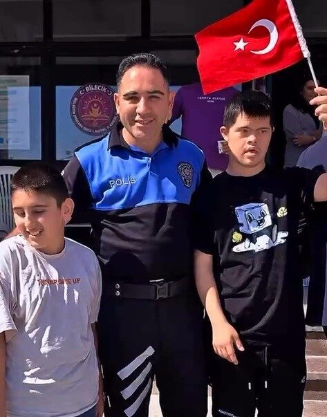 Bilecik İl Emniyet Müdürlüğü, “Kalpten sevgi, engelsiz bir dünyadır” anlayışıyla