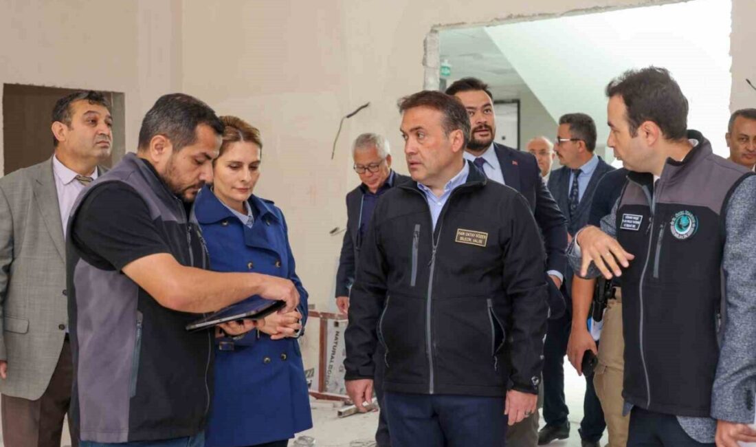 Bilecik Valisi Faik Oktay Sözer, yapımı devam eden Yeni Valilik