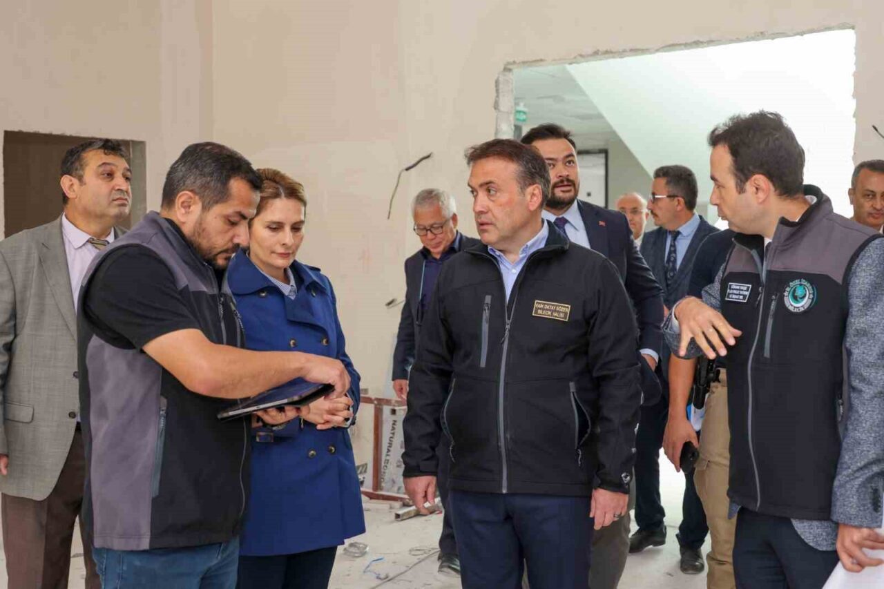 Bilecik Valisi Faik Oktay Sözer, yapımı devam eden Yeni Valilik