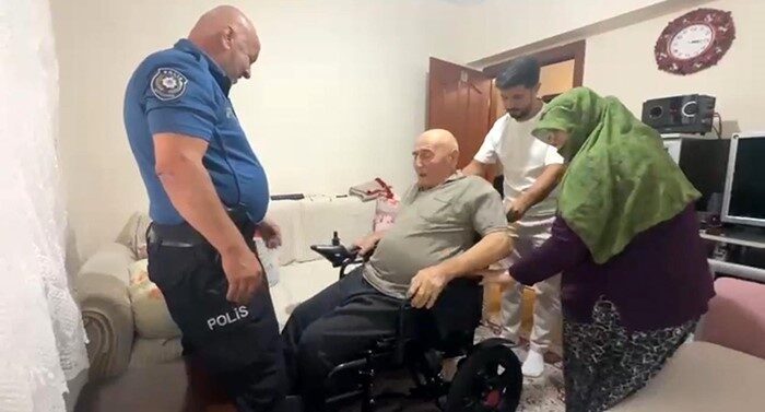 Türkiye’nin dört bir yanında ihtiyaç sahibi engelli vatandaşlara ulaşan polis