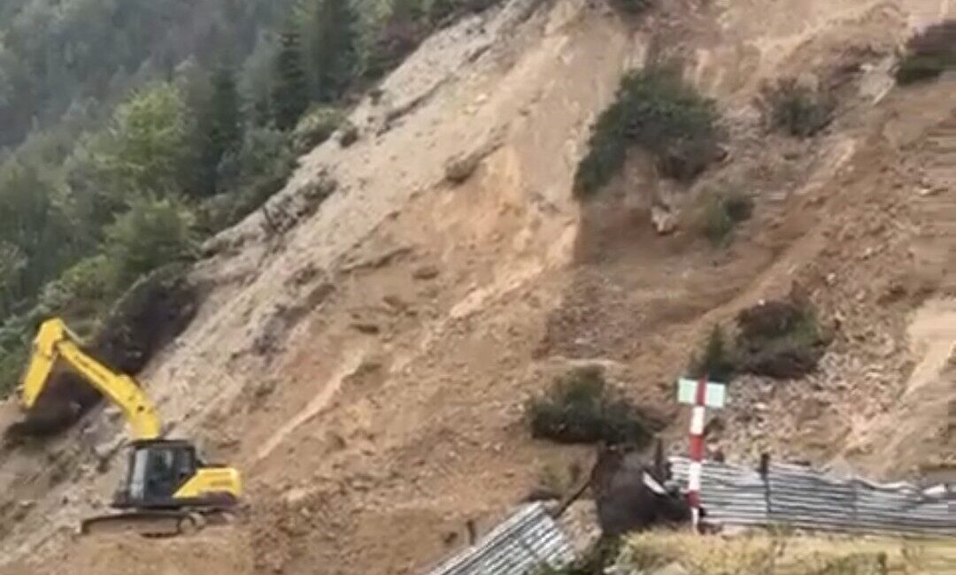 Rize’de son iki gün etkili olan yağışlar sonrasında heyelan nedeniyle